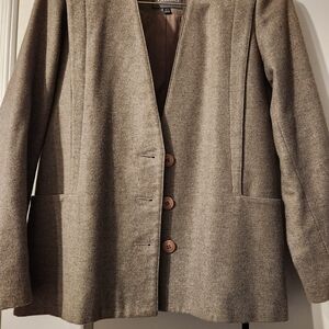 Elegant Women's 2 Piece Suit With Skirt